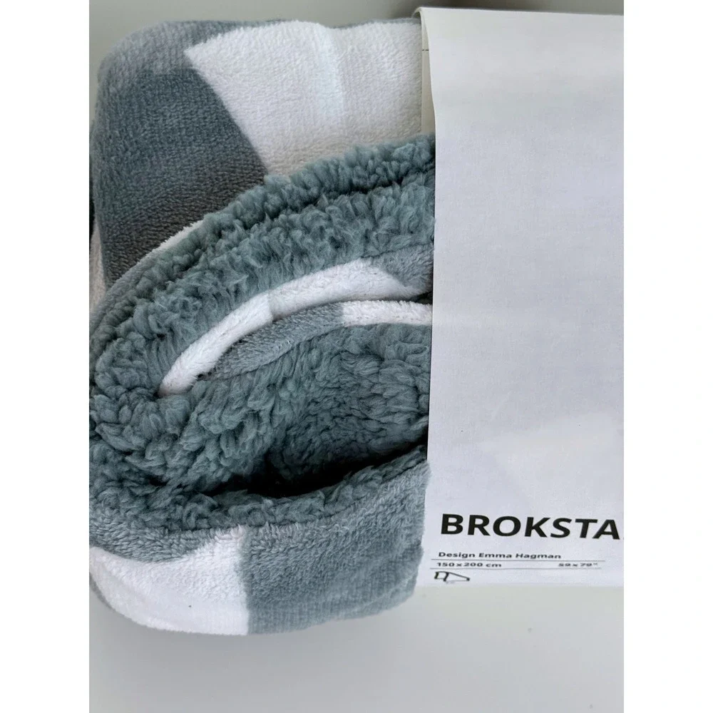 IKEA brokstarr throw